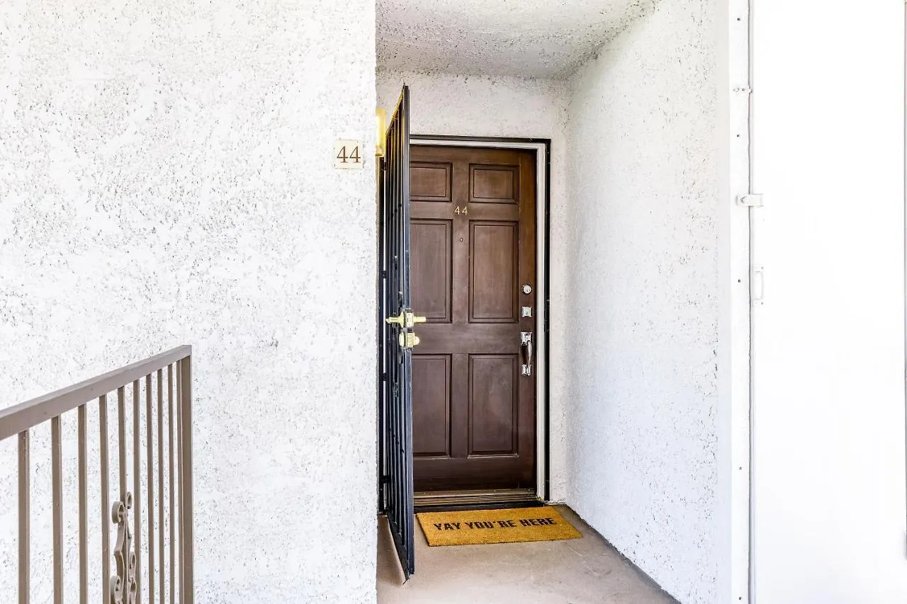 Mountain View Modern Condo Permit# 4340 Palm Springs Apartment
